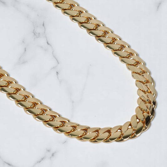 10K YG Cuban Links Chain / 352.61gr / 15.7mm / 22in /