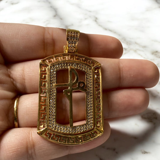 18K Yellow Gold Faith Silhouette Plate Pendant With Zircons / 13.3gr