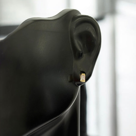 18K Yellow Gold Luxury Stud Earrings With Zircons / 0.58gr / 4mm
