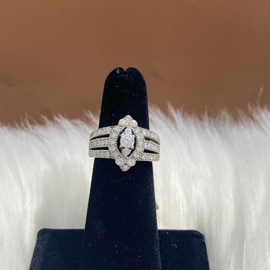 14K White Gold Diamond Fashion Ring Ct Dia / 7gr / Size 4.5