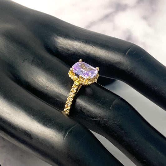 14K Yellow Gold Lilastone Ring With Zirconia / 3.5gr / Size 7