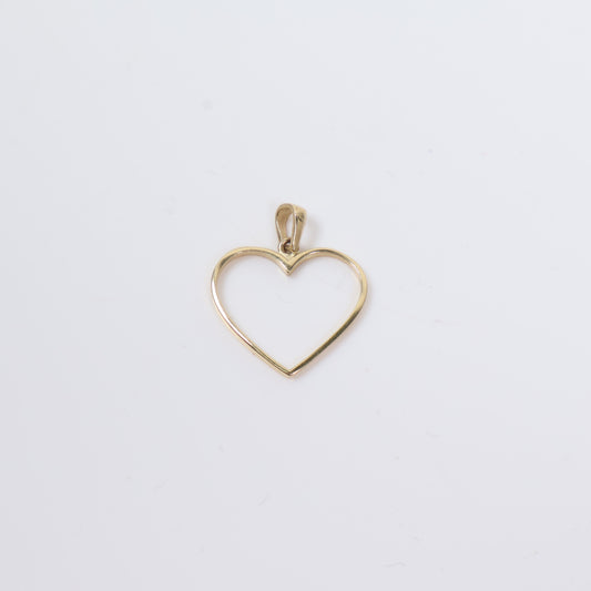 14K YG Heart Silhouette Pendant / 0.7gr / 0.6in /