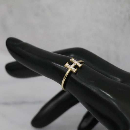 14K YG Letter H Ring / 1.36gr / Sz 7 1/4