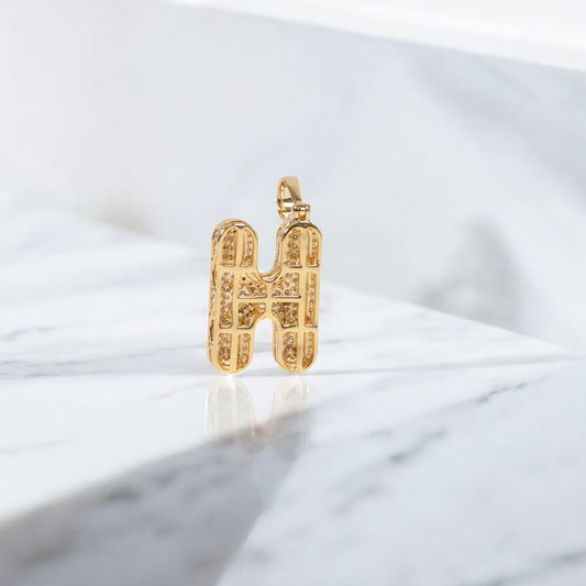 10K YG Diamond Letter H Pendant / 2.67gr / 1.1in / 0.54Wt Dia