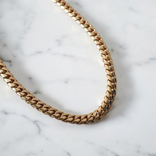 10K YG Cuban Links Chain / 123.6gr / 8.6mm / 24in /