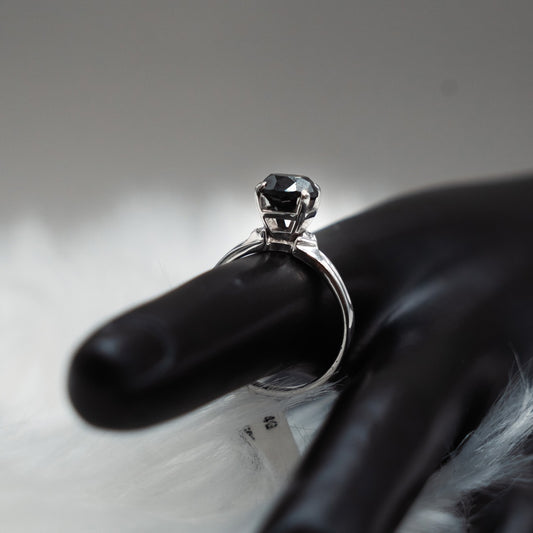 Black Diamond Engagement Ring 10K White Gold / 3.2gr / Size 7