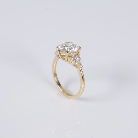 14K YG Lab Diamond Round Brilliant With Certificate Engagement Ring / 3.42gr / Sz 6 3/4 / 2.46Ct Lab Dia / E / VS1