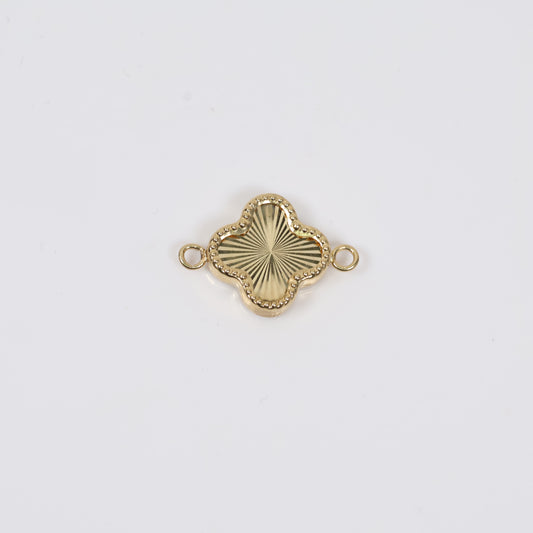 18K YG Diamond Cut Clover Ironwork / 1.42gr / 0.6in /