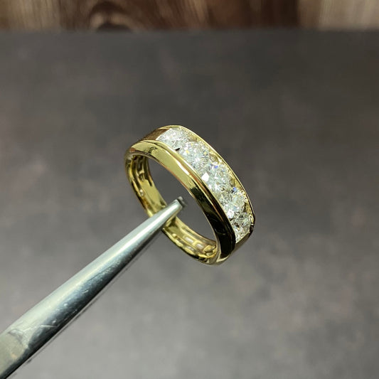 14K Yellow Gold Lab Diamond Luxury Engagement Ring 1.50Ct Lab Dia Vs / 8.1gr / Size 9 3/4