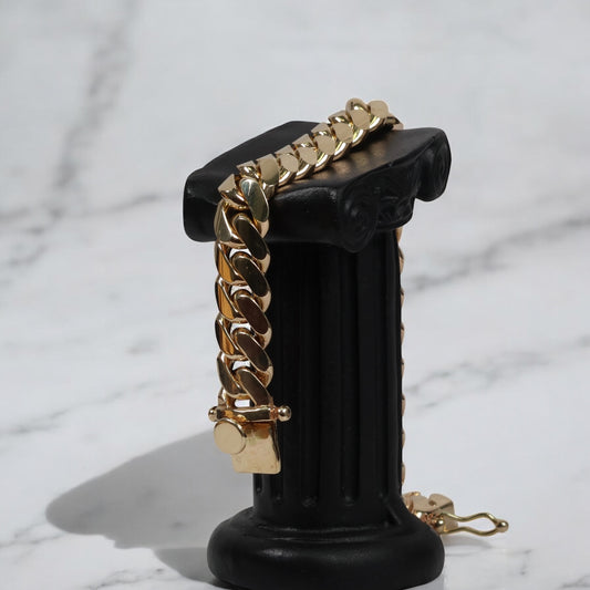 10K YG Cuban Links Bracelet / 95.76gr / 13mm / 8in /