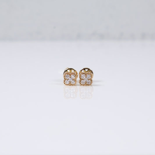 14K Yellow Gold Diamond Flower Stud Earrings 0.26Ct / 2.2gr