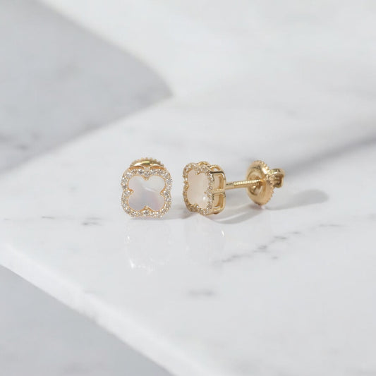 14K YG White Clover Stud Earrings / 1.41gr / 8mm / 0.18Ct Dia