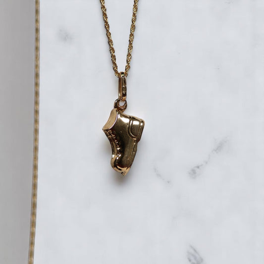 18K YG Shoe Pendant / 2.13gr / 1in /