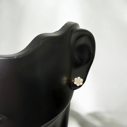 14K Yellow Gold Diamond Flower Stud Earrings 0.28Ct / 1gr