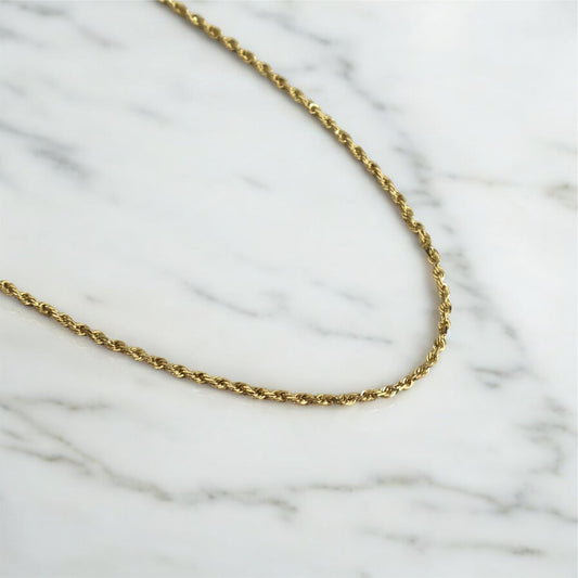 10K YG Rope Chain / 9.36gr / 2.4mm / 22in