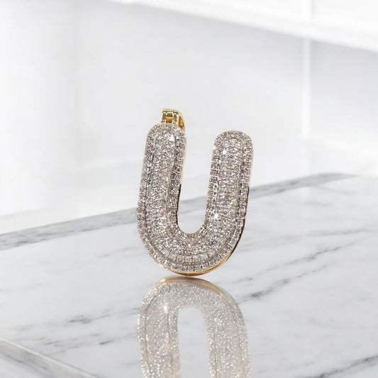 10K YG Diamond Letter U Pendant / 2.74gr / 1.1in / 0.49Wt Dia