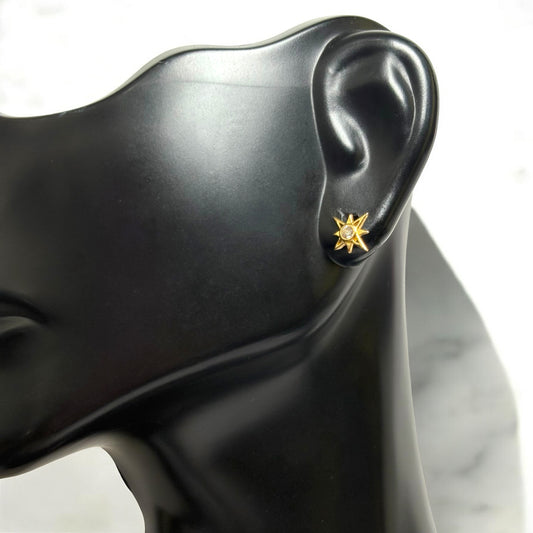 18K Yellow Gold Star Stud Earrings With Zircons / 0.8gr