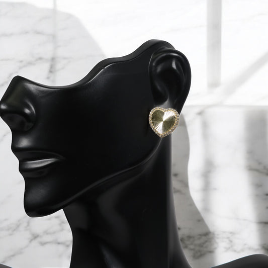 14K YG Heart Stud Earrings / 2.17gr / 13mm /