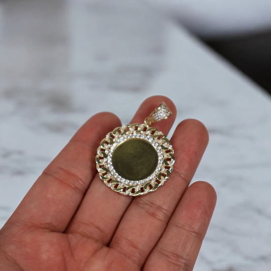 10K YG Memorial Pendant Pendant / 6.30gr / 1.5in