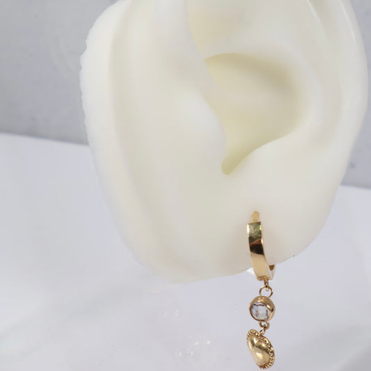14K Yellow Gold Heart Hoop Earrings With Zirconia / 3.1gr