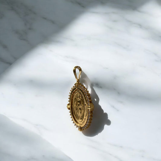 18K Yellow Gold Virgen Milagrosa Pendant With Zircons / 11.5gr