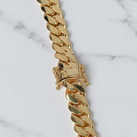 10K YG Cuban Links Chain / 352.61gr / 15.7mm / 22in /