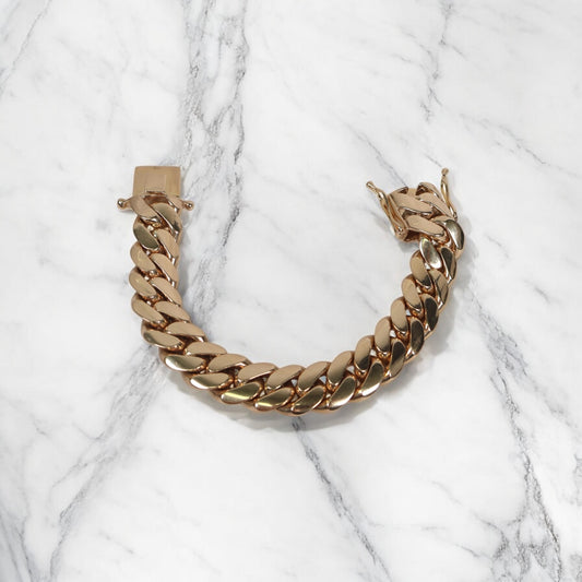 10K YG CL Cuban Links Bracelet / 175.1gr / 17.3mm / 8.5in / Diamond In The Lock