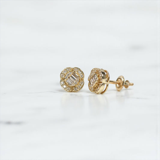 10K YG Diamond Flower Stud Earrings / 1.77gr / 7mm / 0.40Ct Dia