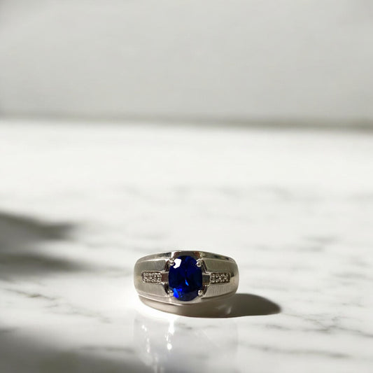 10K White Gold Diamond Fashion Ring Ct Dia/Sapphire / 4gr / Size 8