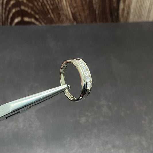 14K White Gold Lab Diamond Luxury Engagement Ring 0.50Ct Lab Dia Vs / 6.23gr / Size 10