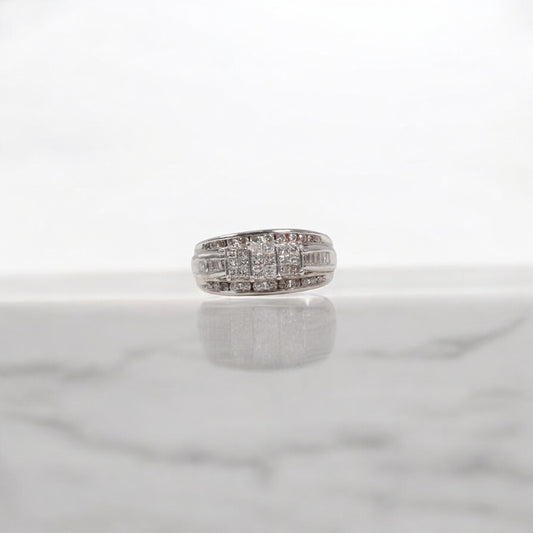 14K WG Diamond Luxury Square Engagement Ring / 5.67gr / Sz 6 3/4 / 0.95Wt Dia