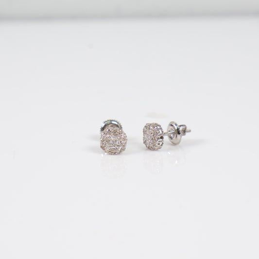 10K White Gold Diamond Flower Stud Earrings Ct Dia / 1.5gr