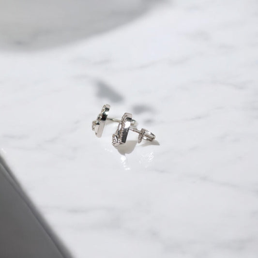 10K White Gold Two Hearts Stud Earrings With Diamonds 3/8 Ct / 2.2gr E