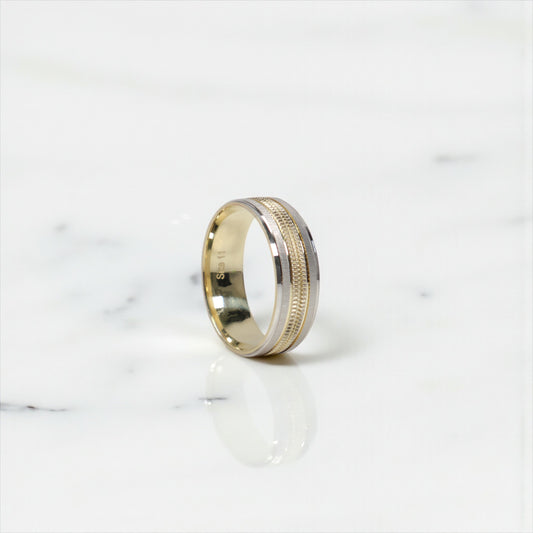 14K 2 Tone Band Engagement Ring / 3.34gr / Sz 8 / 7mm /