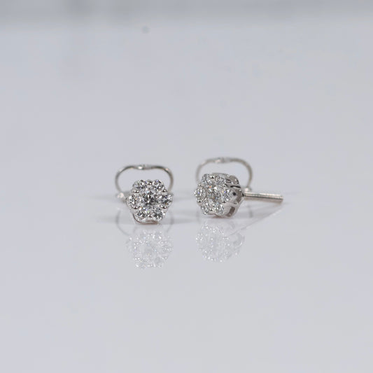 14K WG Lab Diamond Flower Stud Earrings / 0.90gr / 4mm / 0.24 CTTW Lab Dia Vs / E-F