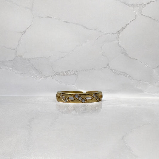 14K Yellow Gold Fashion Ring With Zirconia / 2.6gr / Size 7