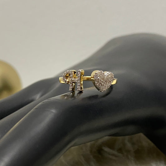 10K Yellow Gold Diamond Heart - Letter H Ring 0.18Ct Dia / 1.8gr / Size 6.5
