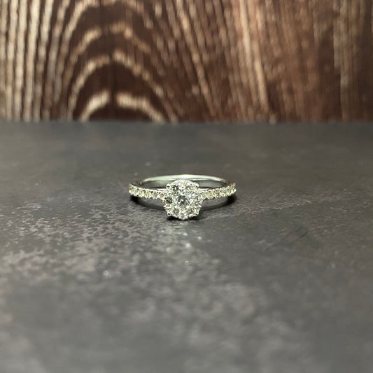 14K White Gold Diamond Luxury Engagement Ring 0.66Ct Dia / 2.93gr / Size 6 3/4