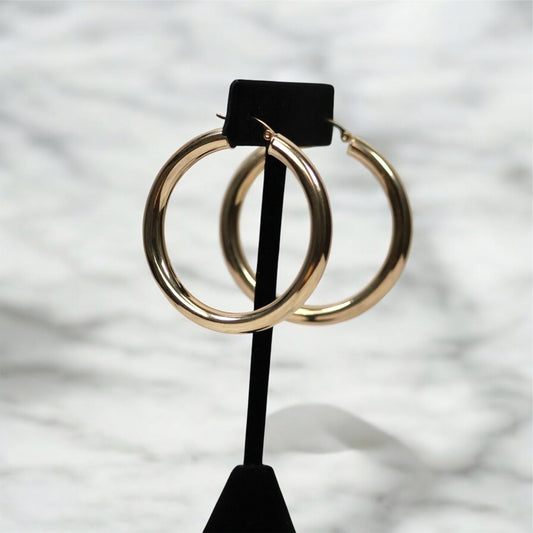 10K YG Fashion Hoop Earrings / 4.4 / 1.5 in