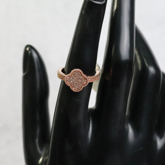 14K Rose Gold Diamond Clover Ring 0.41Ct Dia / 3.9gr / Size 7