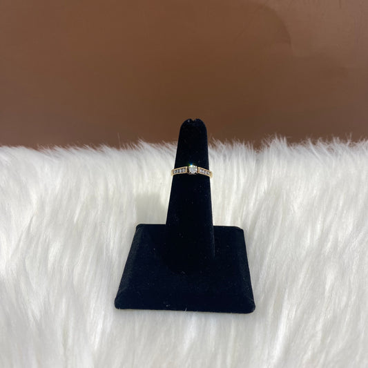 14K Yellow Gold Diamond Fasion Engagement Ring 0.25Ct / 2.2gr / Size 4.5