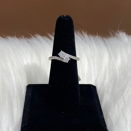 14K White Gold Diamond Fashion Engagement Ring 0.70Ct Dia / 3.8gr / Size 6.5