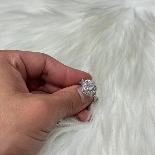 14K White Gold Diamond Spiral Engagement Ring 1.06Ct Dia / 5gr / Size 7