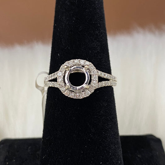 10K White Gold Diamond Luxury Wedding Setting No Stone Engagement Ring Ct Dia / 2.4gr / Size 6
