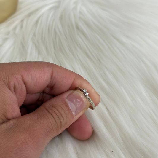 14K White Gold Diamond Fashion Engagement Ring Ct Dia / 1.4gr / Size 6