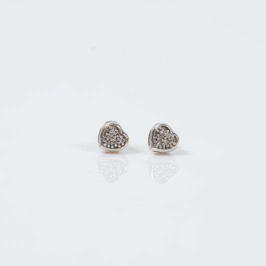 14K White Gold Diamond Heart Stud Earrings 0.03Ct / 1gr