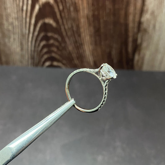 14K White Gold Lab Diamond Round Brilliant Engagement Ring 2.33Ct Lab Dia Vs / 3.05gr / Size 6 3/4