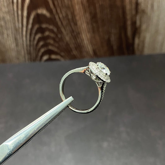 14K White Gold Lab Diamond Round Brilliant Engagement Ring 2.06Ct Lab Dia Vs / 5.2gr / Size 6 3/4