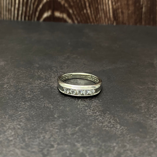 14K White Gold Lab Diamond Luxury Engagement Ring 0.50Ct Lab Dia Vs / 6.23gr / Size 10