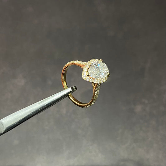 14K Yellow Gold Lab Diamond Pear Brilliant Engagement Ring 3Ct Lab Dia Vs / 3.64gr / Size 6 3/4